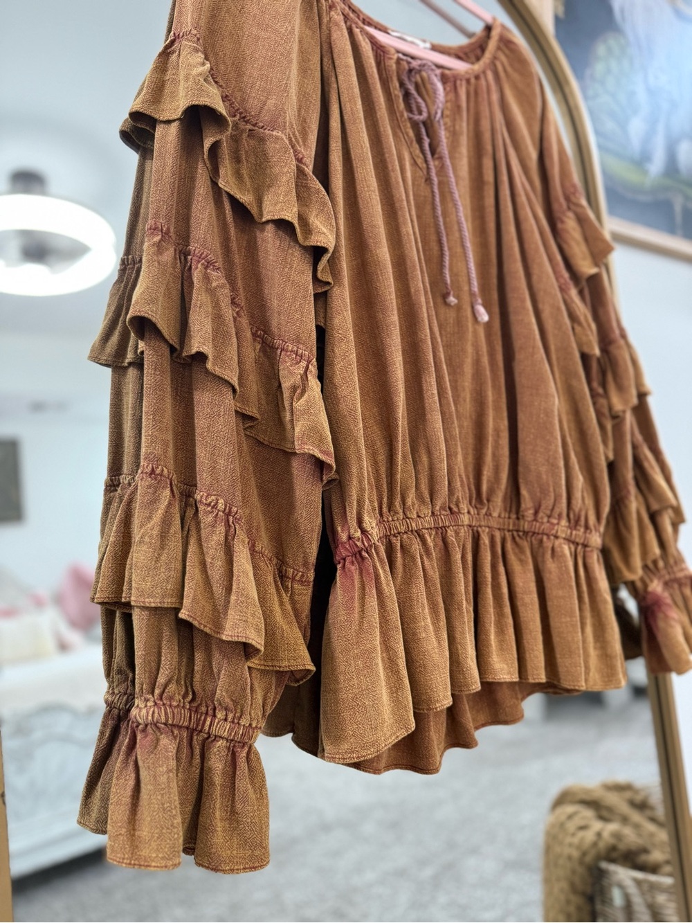 oli & hali burnt orange ruffle sleeve shirt - Picture 4 of 5